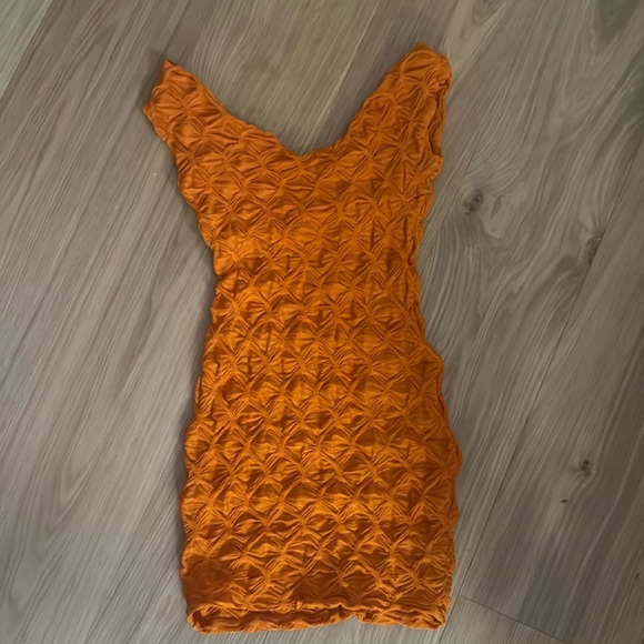NEVER WORN Orange dress from ZARA - Picture 1 of 4